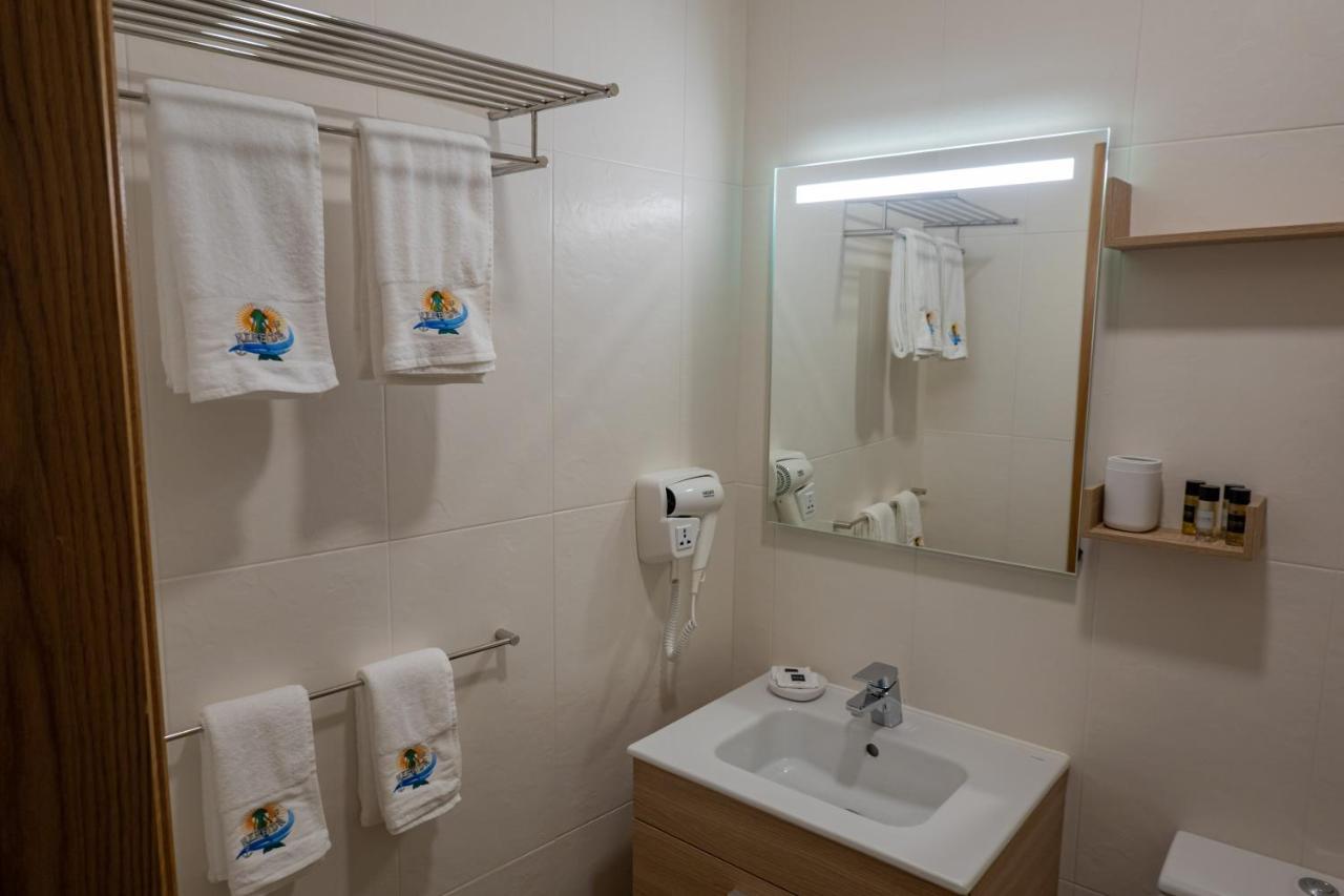 Nereida Hostel Орта Екстериор снимка