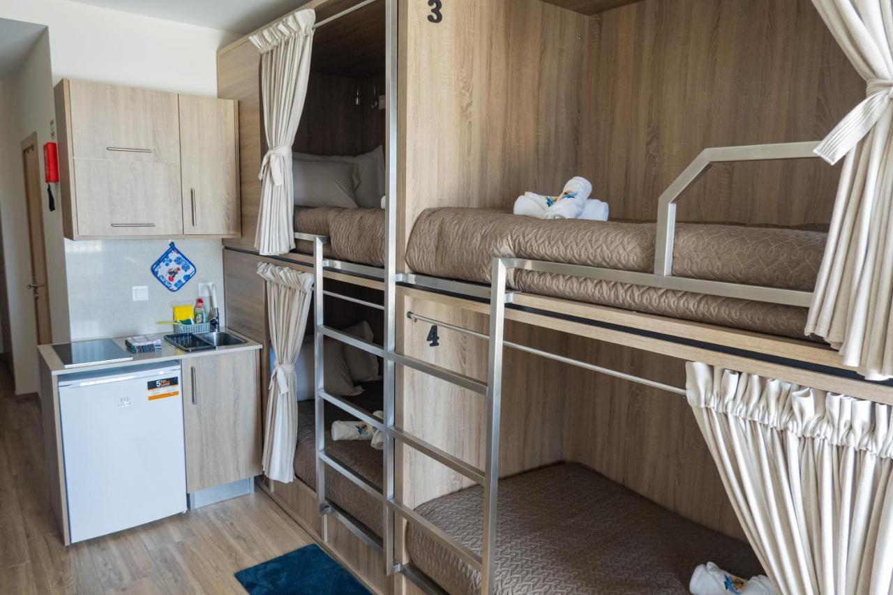 Nereida Hostel Орта Екстериор снимка