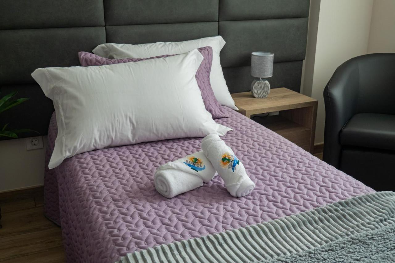 Nereida Hostel Орта Екстериор снимка